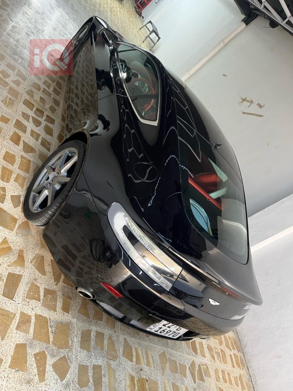 ئەستۆن مارتن V8 ڤانتەیج رۆدستەر